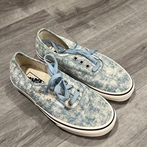 BRAND NEW!!  Vans.  Women’s size 7.